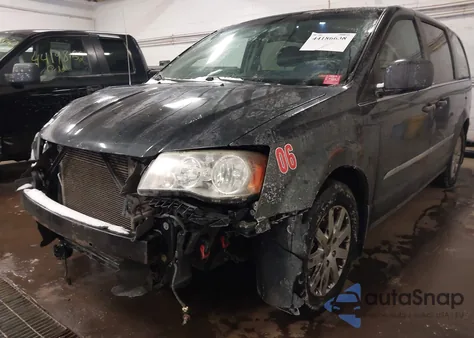 2013 Chrysler Town & Country Touring from USA, damaged, VIN 2C4RC1BG1DR604862